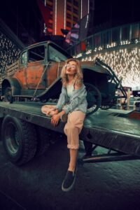 model-night-photo